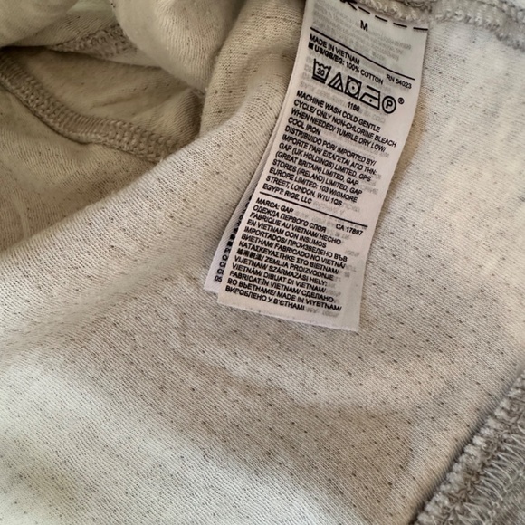 Women’s GAP pullover cropped sweatshirt grey medium - Picture 3 of 4